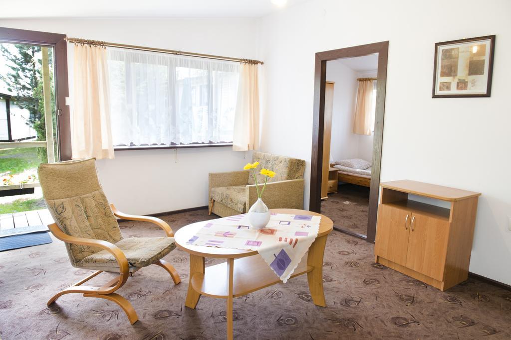 Hotel Osrodek Wypoczynkowy Wagabunda Mikołajki Habitación foto
